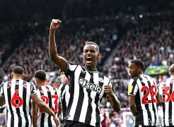 瑞典队在今日的比赛中获得惊人的胜利英语